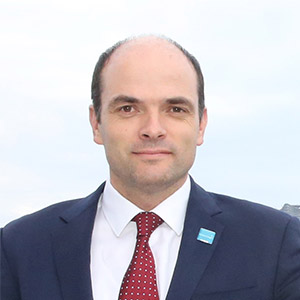 Dr. Cristián Rodríguez